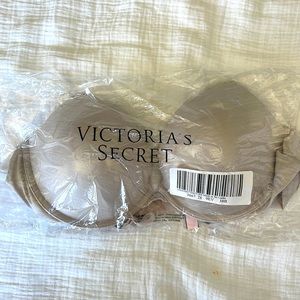 Victoria secret plunge bra